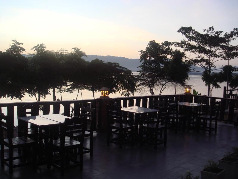 The River House Hotel Chiang Khong Exterior photo