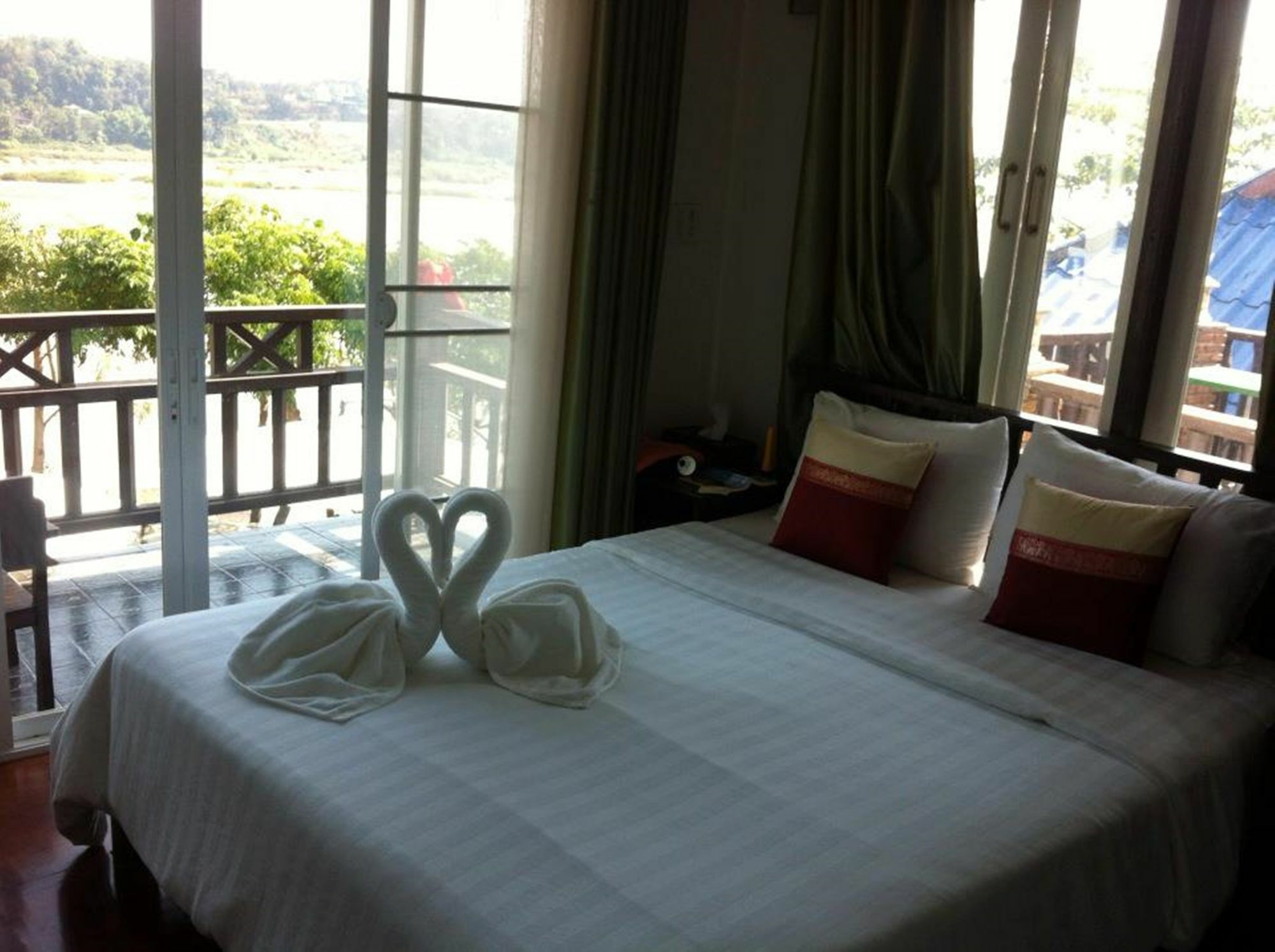 The River House Hotel Chiang Khong Exterior photo